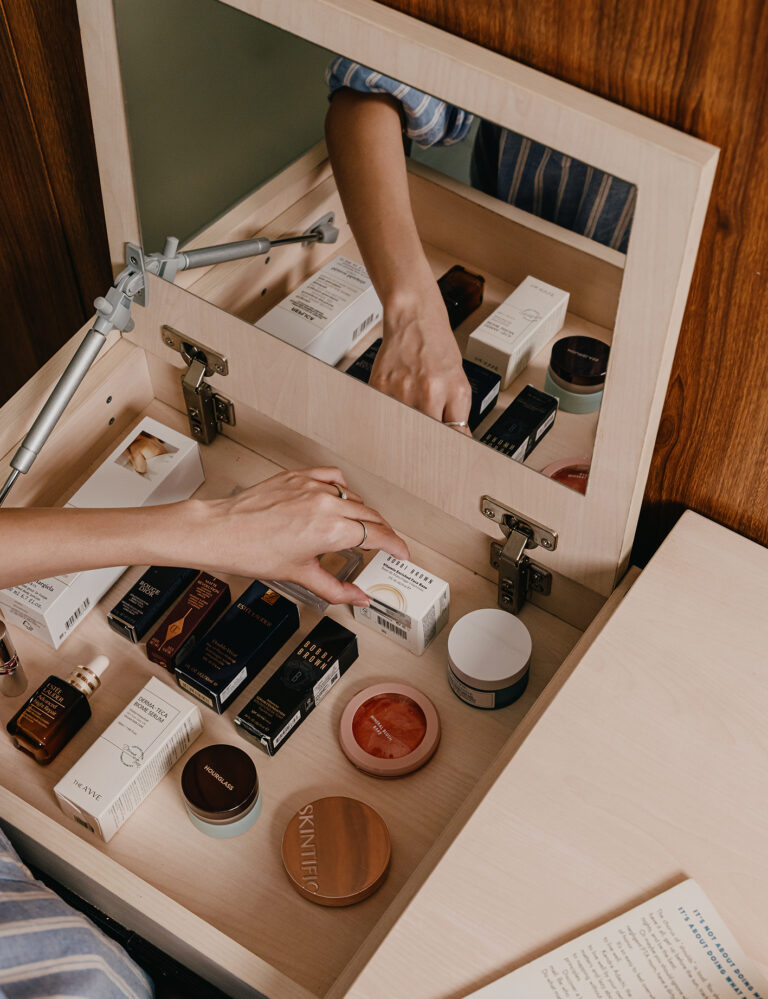 Untitled-1Artboard 44